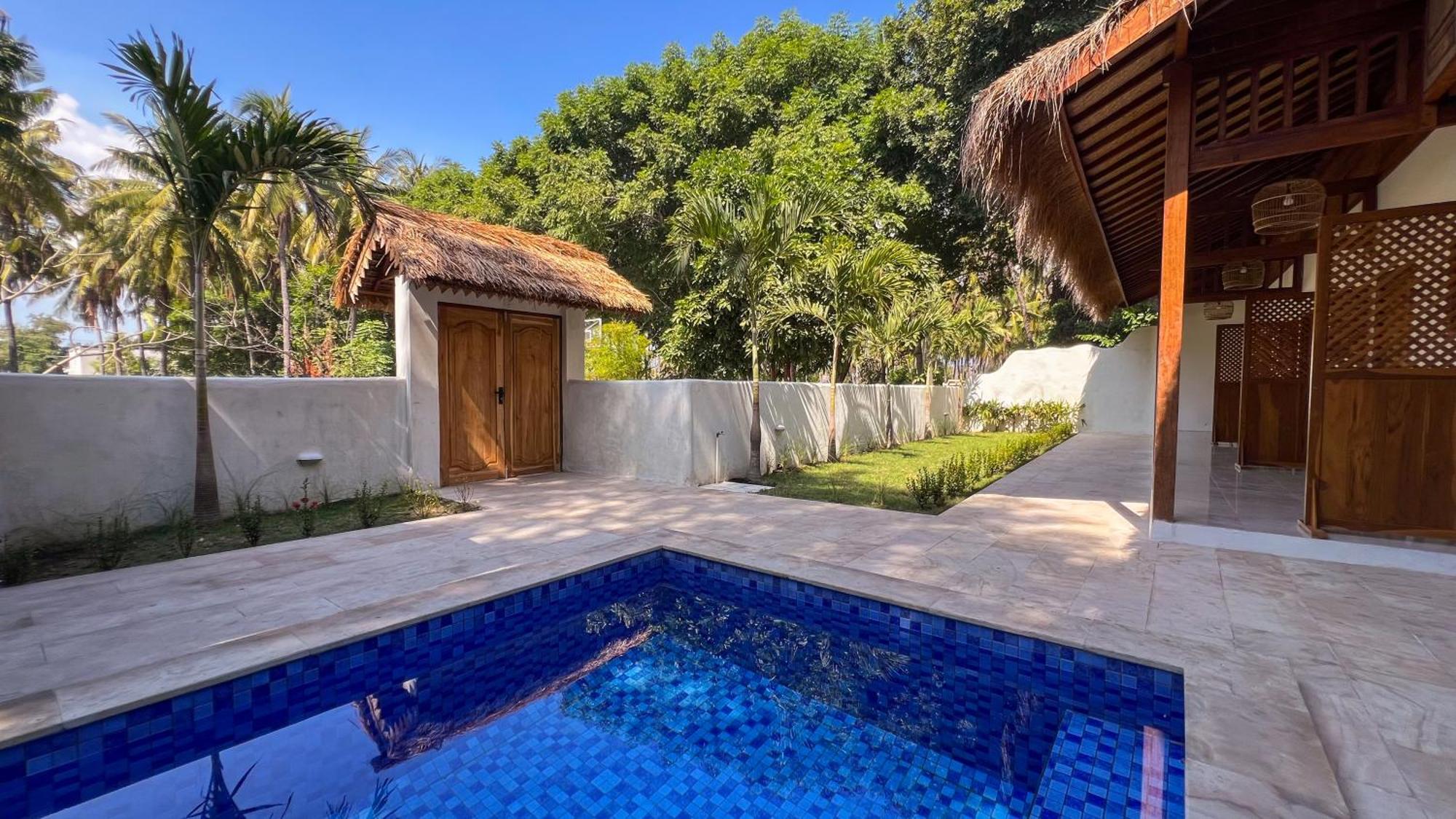 Bae Gili Inn ギリ・アイル エクステリア 写真